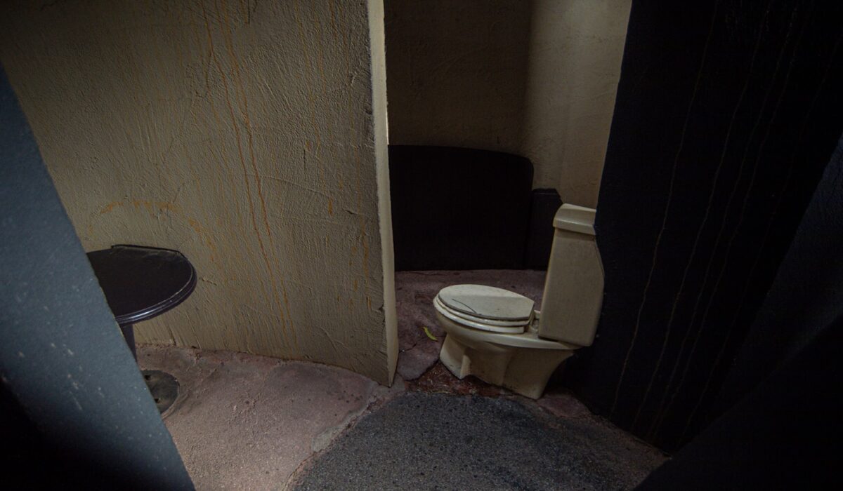 Composting, Incinerating, or Traditional: Choosing a Tiny-Home Toilet