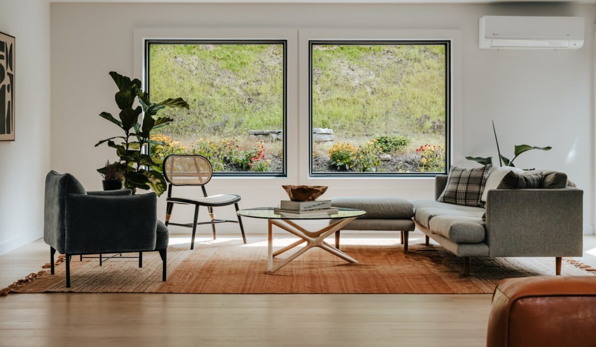 Tiny-Home Air Quality: CO2, VOCs, and Radon in Small Spaces