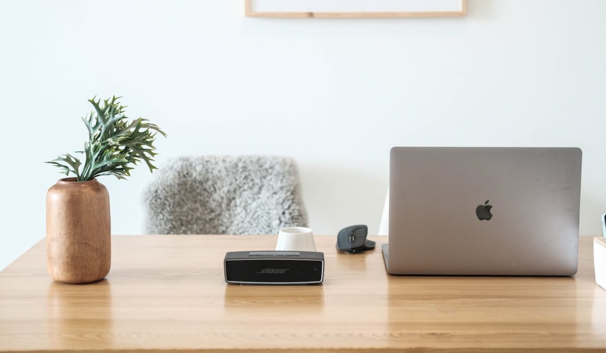 Tiny-Home Internet: Reliable Wi-Fi On or Off the Grid